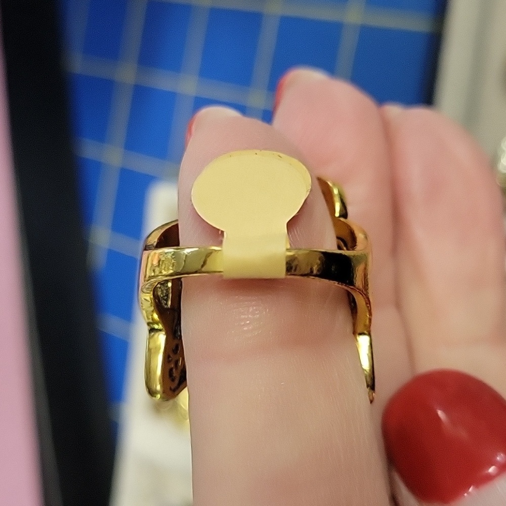 Gold Butterfly Ring - Picture 4 of 4